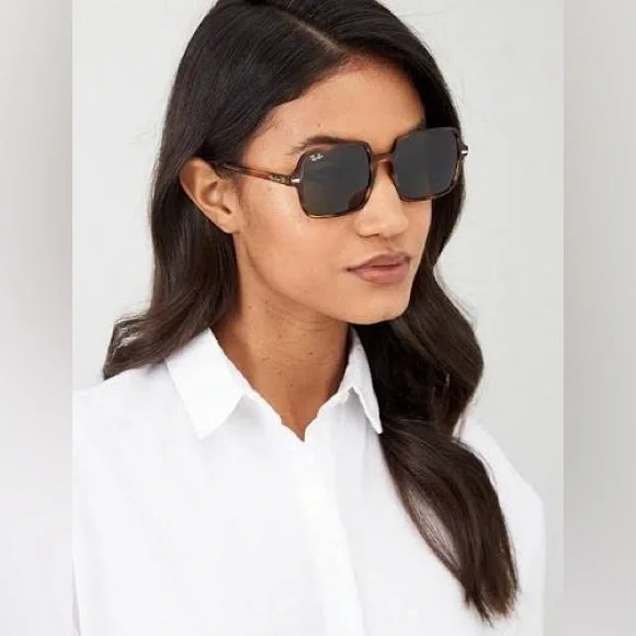 Ray-Ban Womens Black Rb1973 Sunglasses Square II 901/31 53-140 - Picture 7 of 14